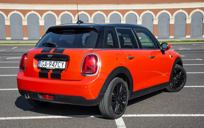MINI Cooper cena 73900 przebieg: 76200, rok produkcji 2018 z Łódź małe 781